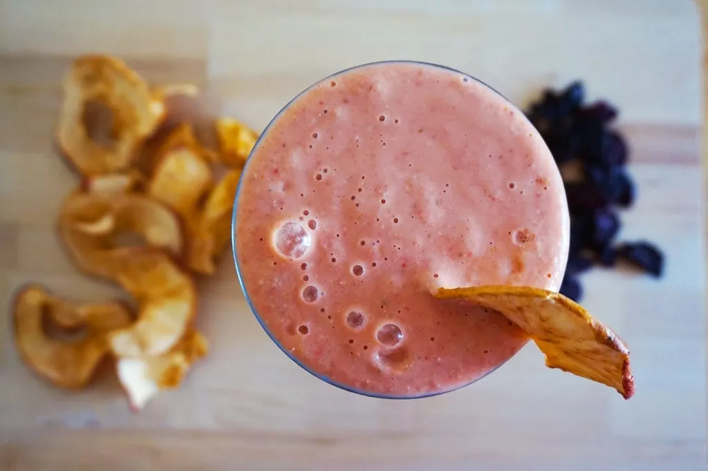 White Chocolate Blu Pom Smoothie — Smoothies